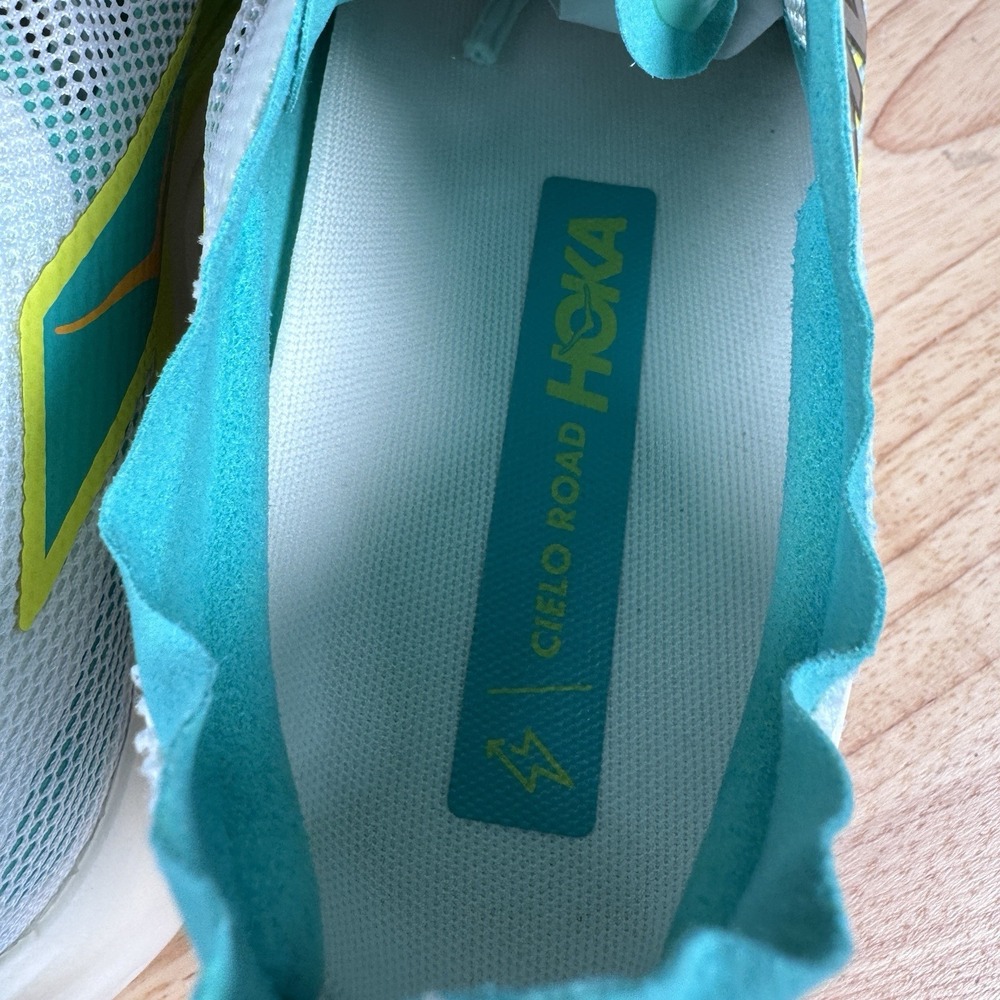 Hoka One Cielo Mens Size 8.5 Womens 10 Green Road Running Shoes 1143490 WCRM - Picture 10 of 14